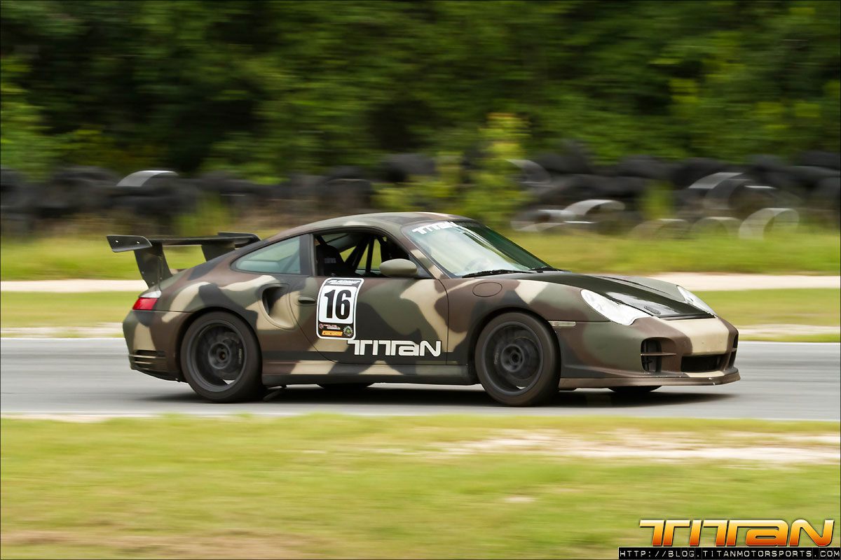 FlatOut-Titan-R-005