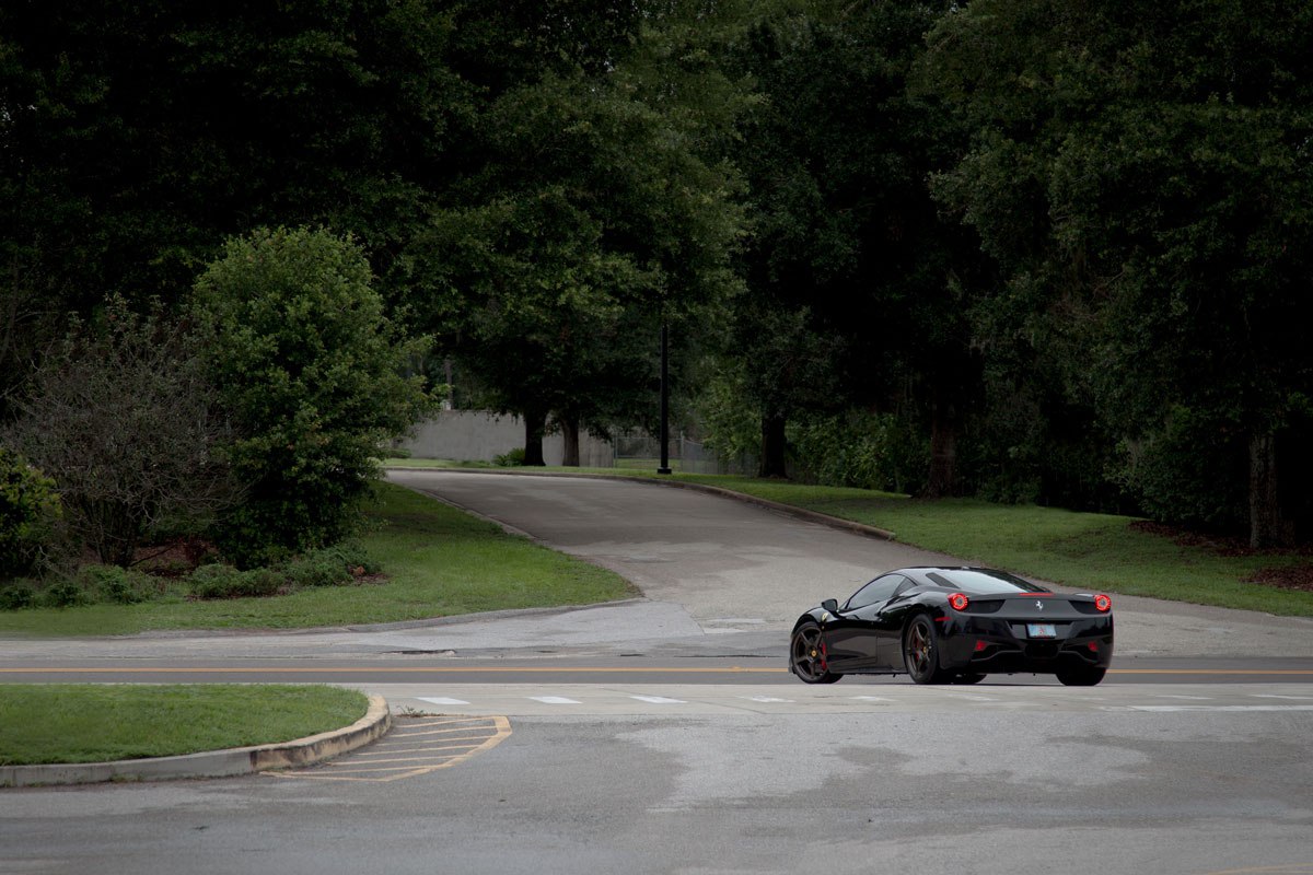 Titan-Ferrari-458-001