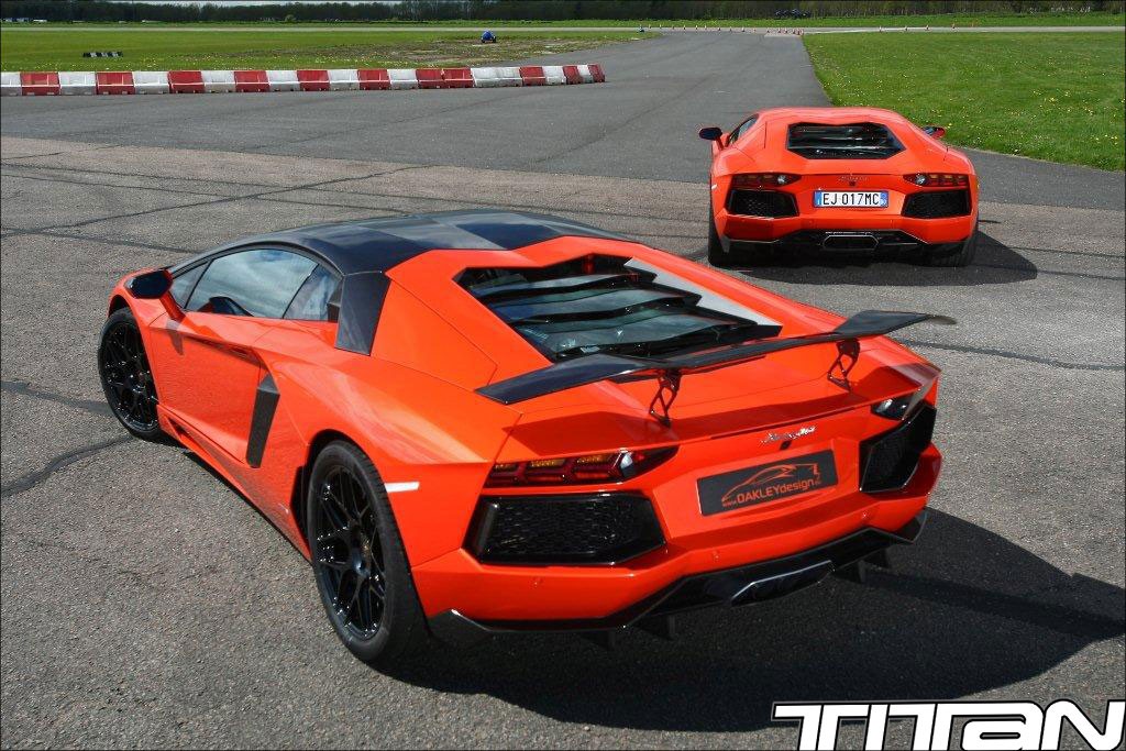 Titan-Oakley-Design-USA-02